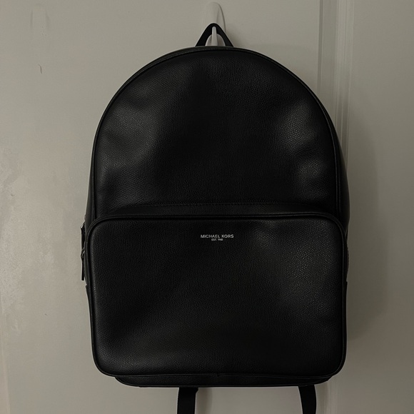 New Michael Kors BackPack - Picture 6 of 6